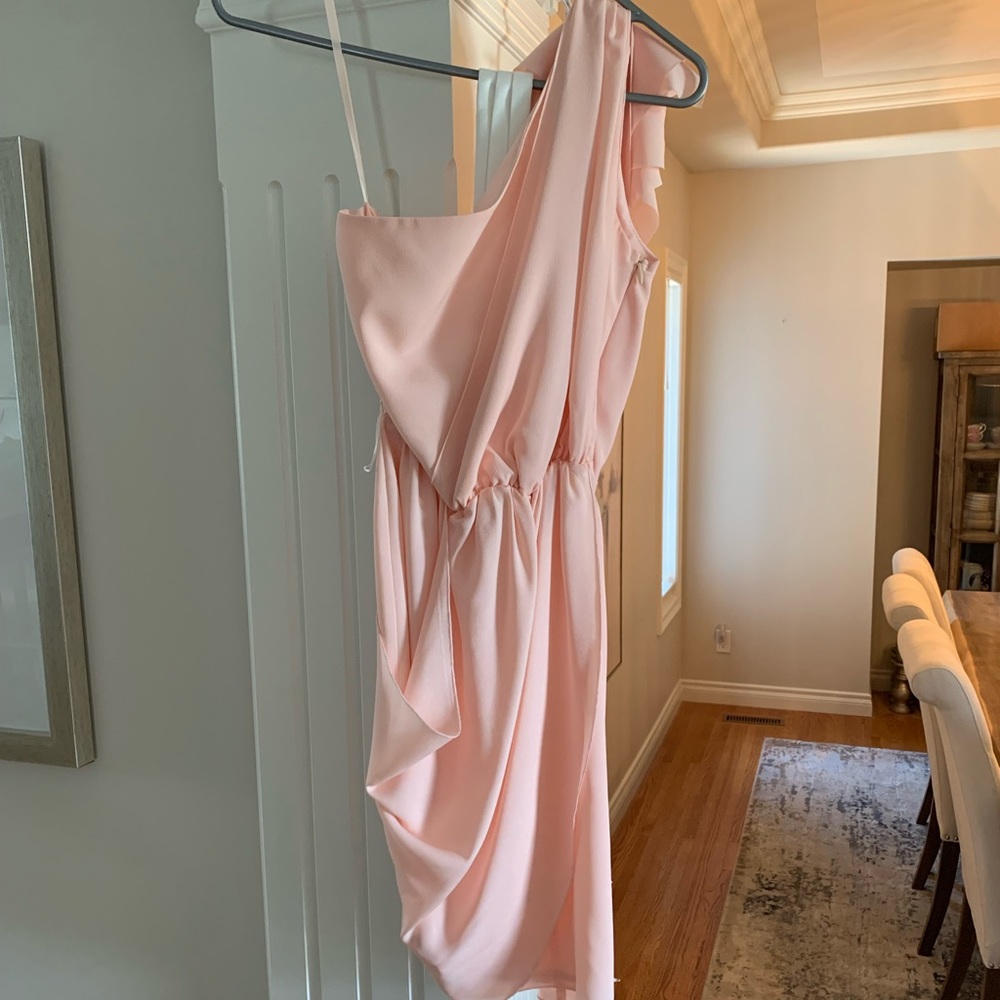 one shoulder summer dress. Light pink. Non-smoking home. Comes with white belt.